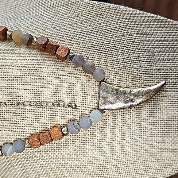 Gold and Brown Beaded Necklace with Pendant - Picture 2 of 14